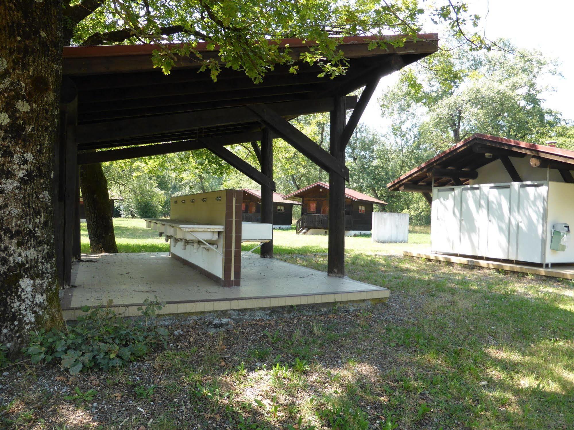 Camping L'Ecureuil - Mont-Blanc Village Domancy Εξωτερικό φωτογραφία