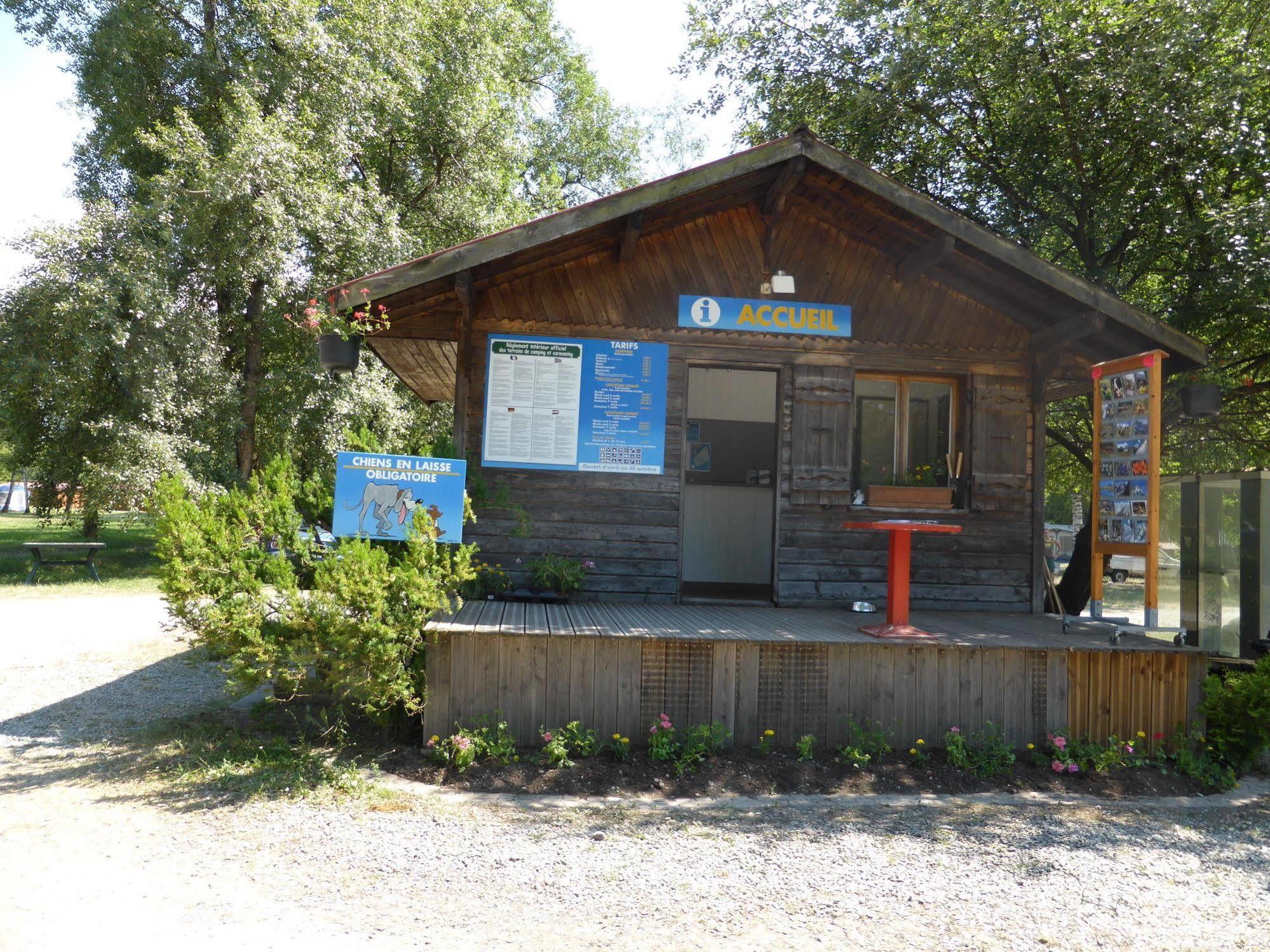 Camping L'Ecureuil - Mont-Blanc Village Domancy Εξωτερικό φωτογραφία