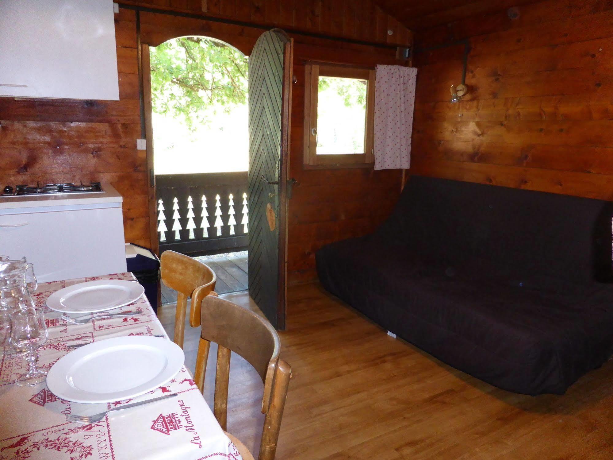 Camping L'Ecureuil - Mont-Blanc Village Domancy Εξωτερικό φωτογραφία